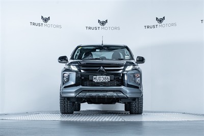 2020 Mitsubishi Triton - Thumbnail