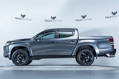 2020 Mitsubishi Triton - Thumbnail