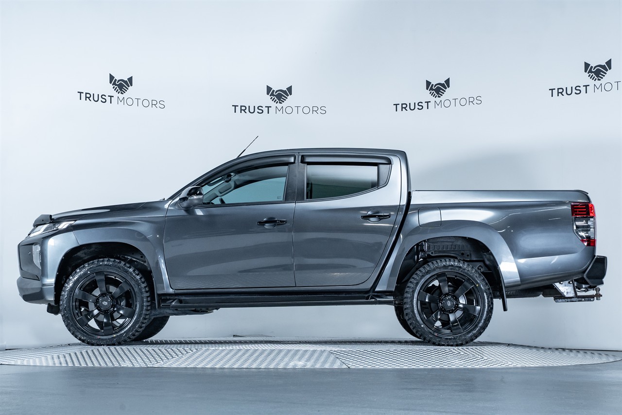 2020 Mitsubishi Triton