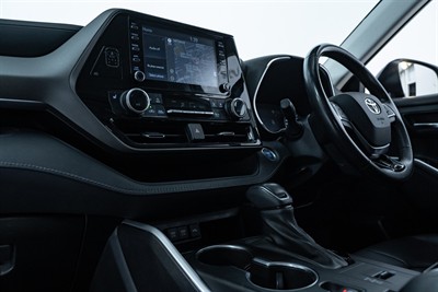 2021 Toyota Highlander - Thumbnail