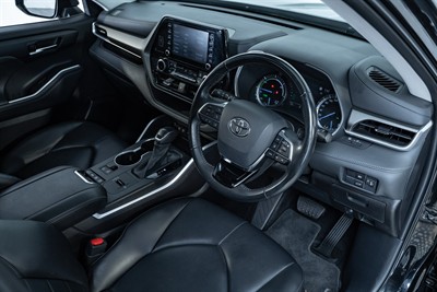 2021 Toyota Highlander - Thumbnail