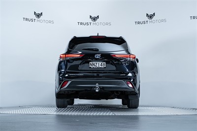 2021 Toyota Highlander - Thumbnail