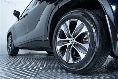 2021 Toyota Highlander - Thumbnail