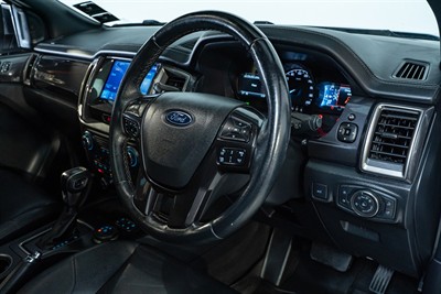 2021 Ford Everest - Thumbnail