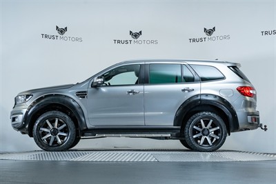 2021 Ford Everest - Thumbnail