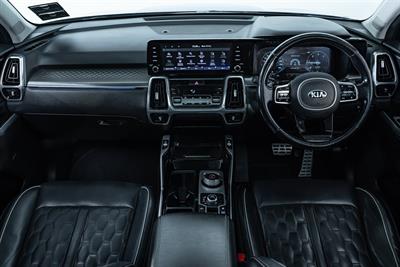 2020 Kia Sorento - Thumbnail