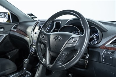2015 Hyundai Santa Fe - Thumbnail