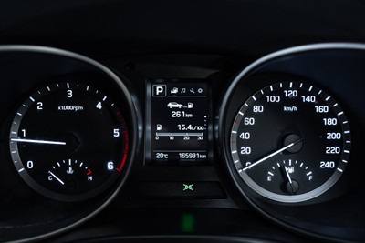 2015 Hyundai Santa Fe - Thumbnail