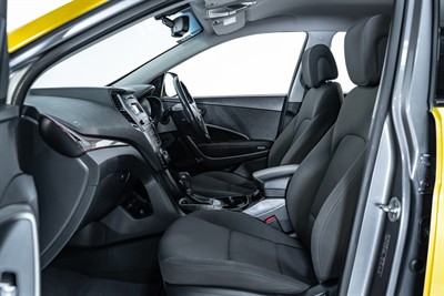 2015 Hyundai Santa Fe - Thumbnail