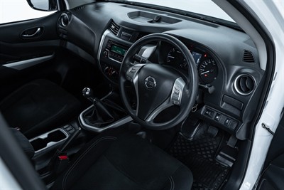 2021 Nissan Navara - Thumbnail
