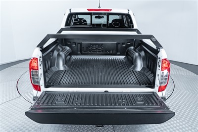 2021 Nissan Navara - Thumbnail