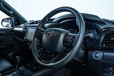 2022 Toyota Hilux - Thumbnail