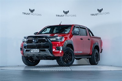 2022 Toyota Hilux - Thumbnail