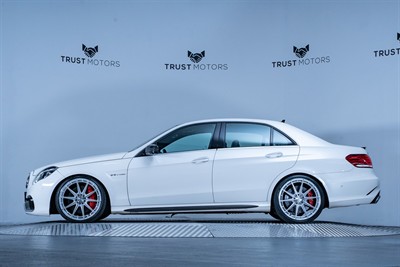 2014 Mercedes-Benz E 63 - Thumbnail