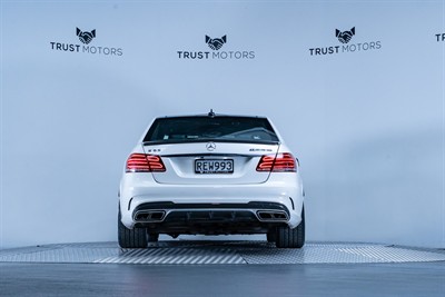 2014 Mercedes-Benz E 63 - Thumbnail