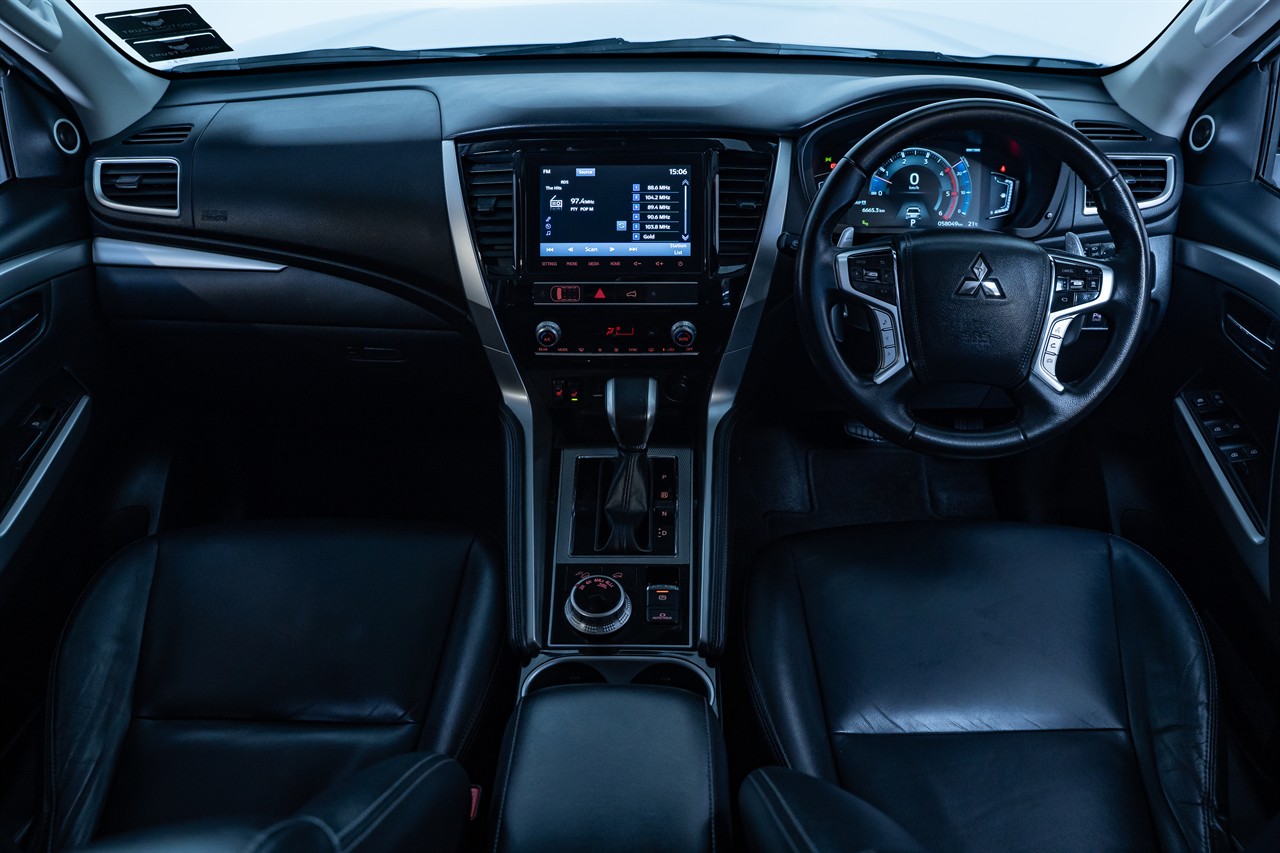 2023 Mitsubishi Pajero Sport