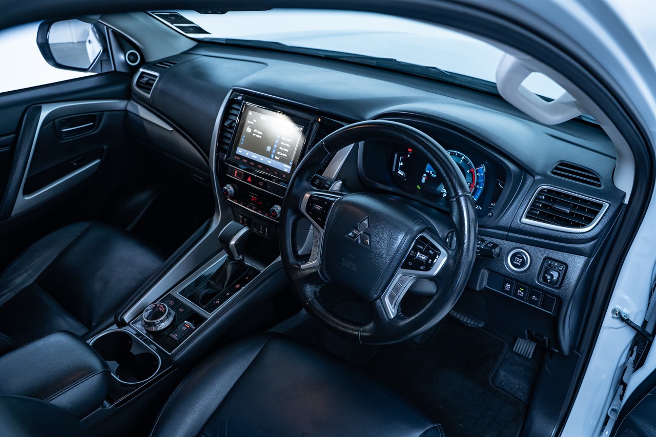2023 Mitsubishi Pajero Sport