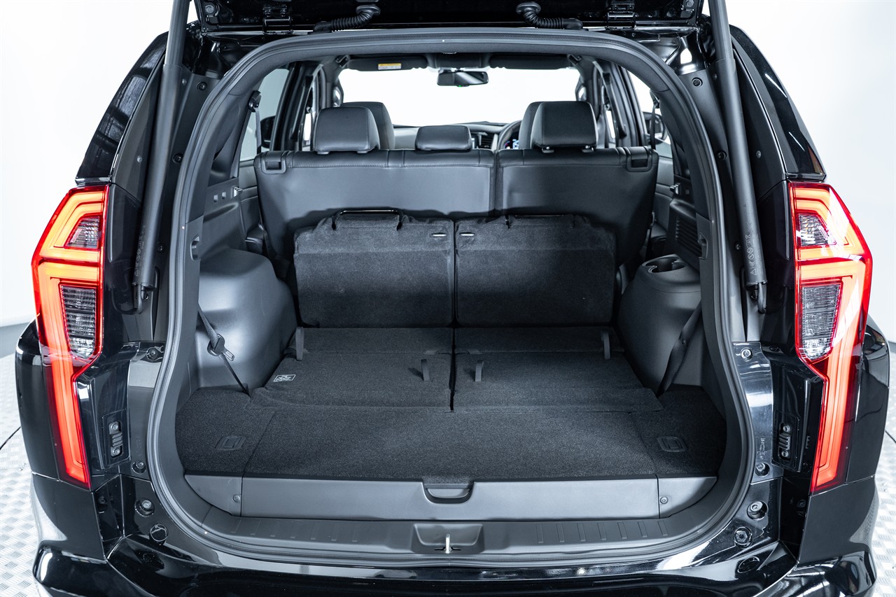 2025 Mitsubishi Pajero Sport