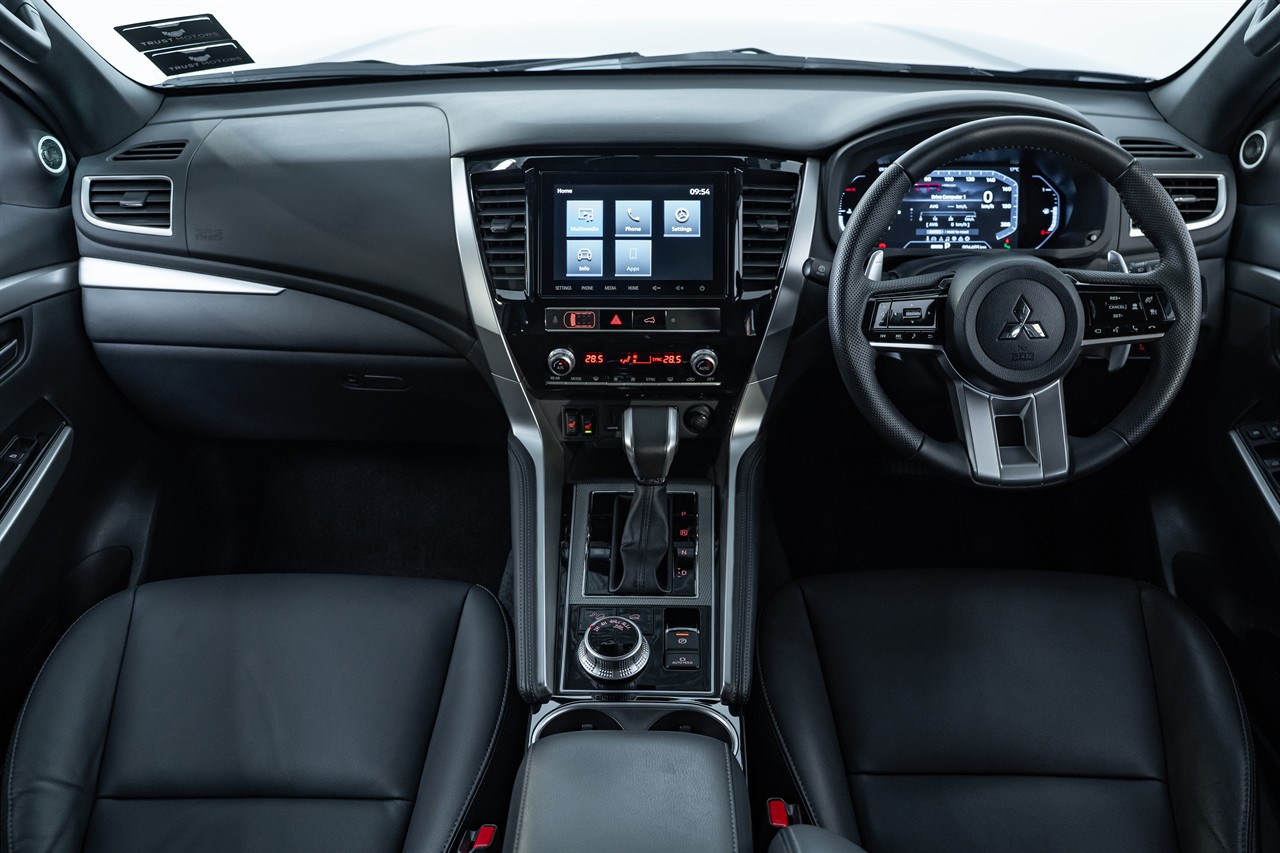 2025 Mitsubishi Pajero Sport