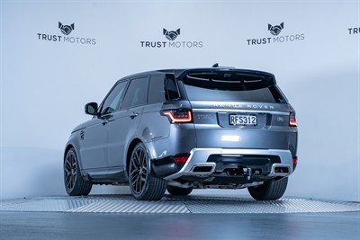 2018 Land Rover Range Rover Sport - Thumbnail