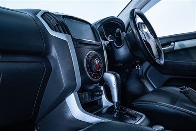 2018 Isuzu D-Max - Thumbnail