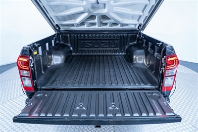 2018 Isuzu D-Max - Thumbnail