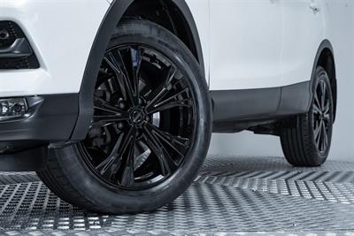 2021 Nissan Qashqai - Thumbnail