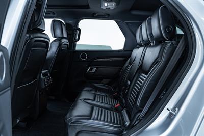 2019 Land Rover Discovery - Thumbnail