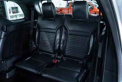 2019 Land Rover Discovery - Thumbnail