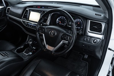 2018 Toyota Highlander - Thumbnail