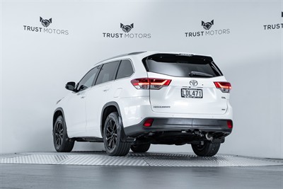 2018 Toyota Highlander - Thumbnail