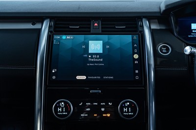 2021 Land Rover Discovery - Thumbnail