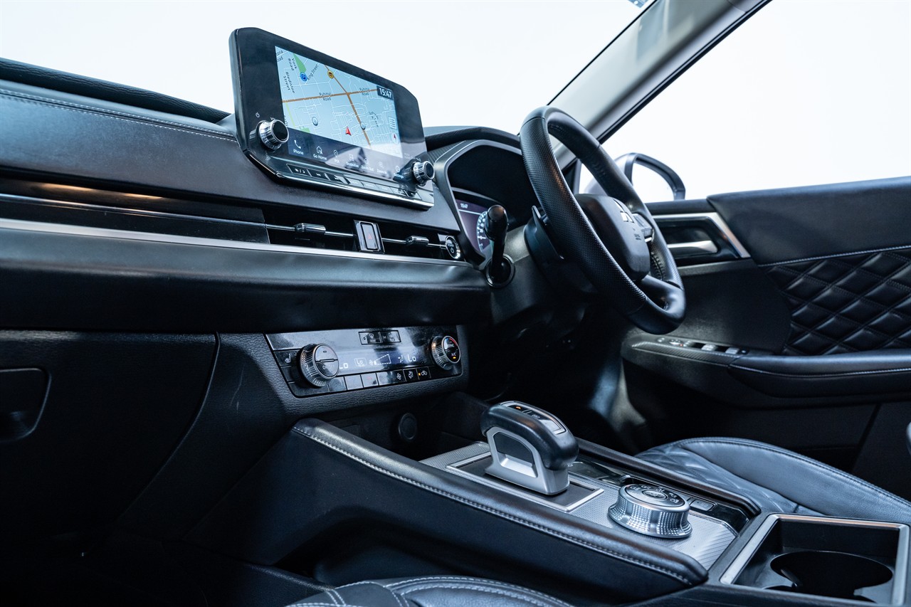 2023 Mitsubishi Outlander