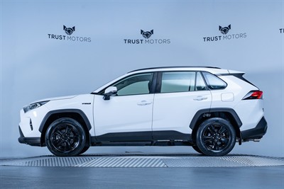 2019 Toyota Rav4 - Thumbnail