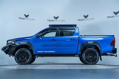 2021 Toyota Hilux - Thumbnail