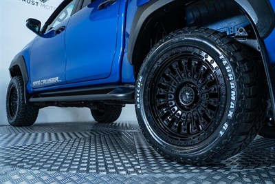 2021 Toyota Hilux - Thumbnail