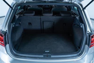 2013 Volkswagen Golf - Thumbnail