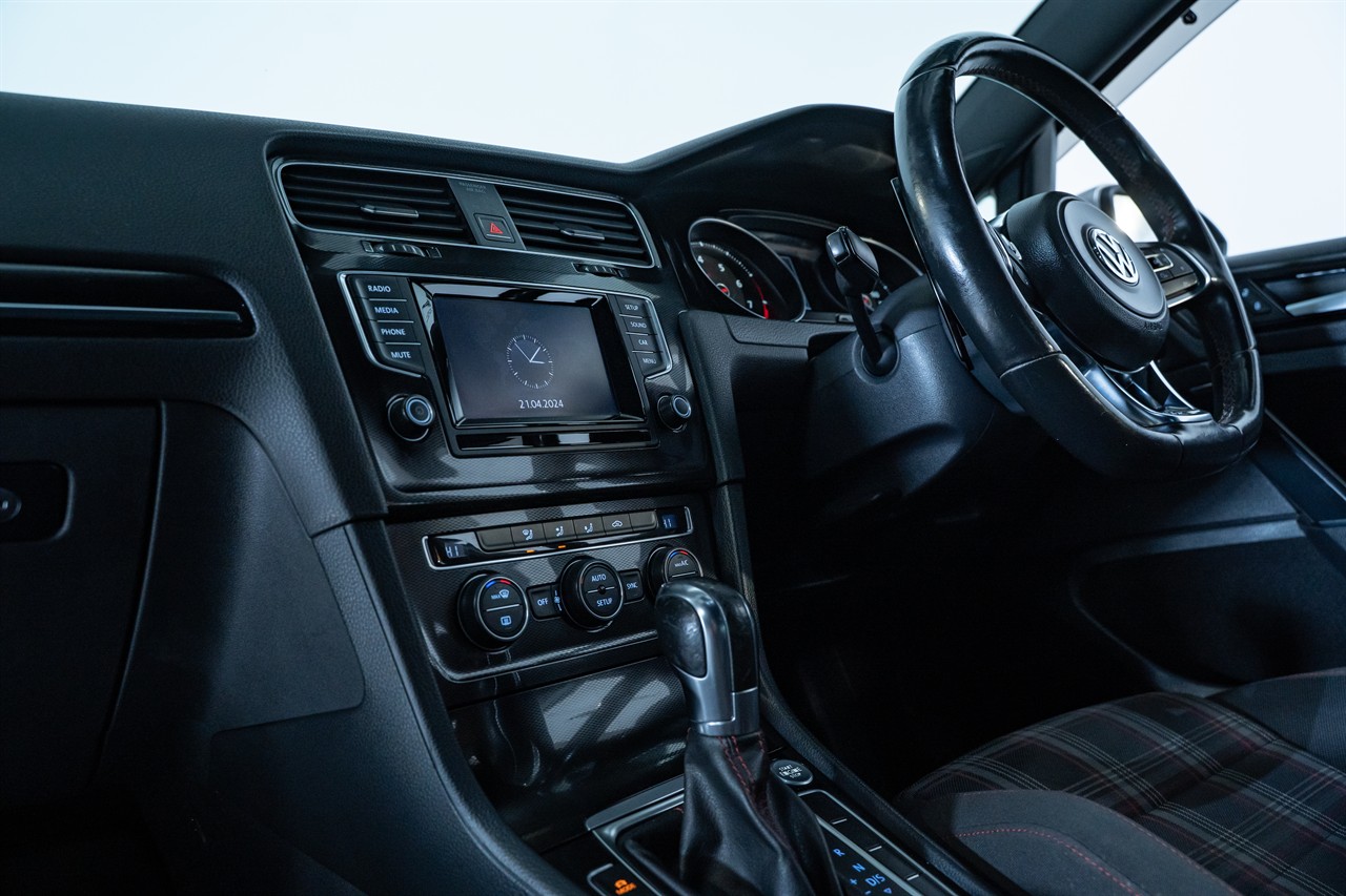 2013 Volkswagen Golf