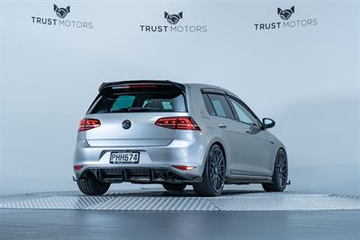 2013 Volkswagen Golf - Thumbnail