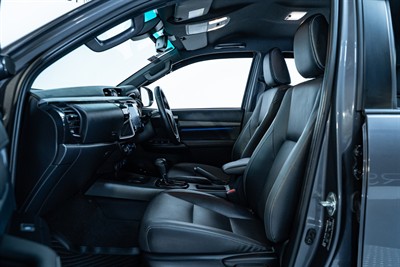 2023 Toyota Hilux - Thumbnail