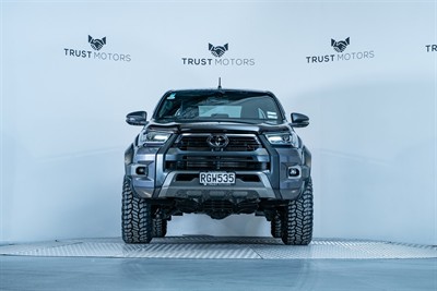 2023 Toyota Hilux - Thumbnail