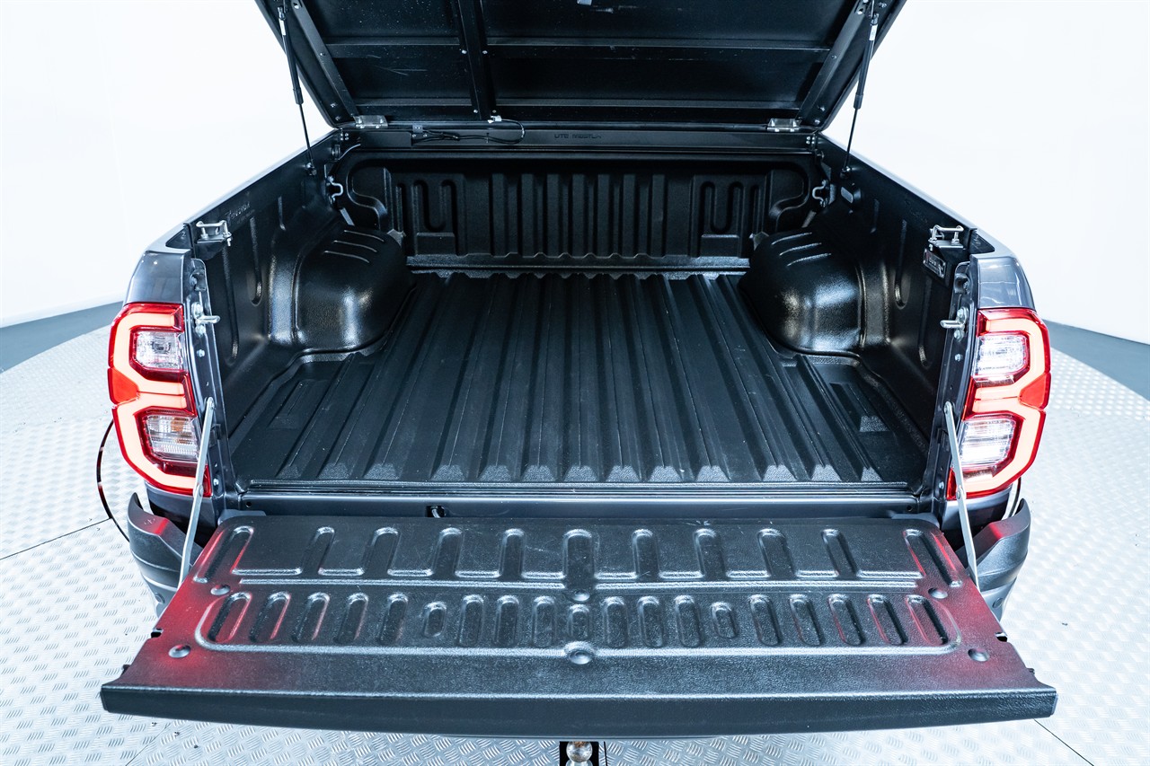 2023 Toyota Hilux