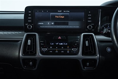 2021 Kia Sorento - Thumbnail