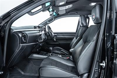 2023 Toyota Hilux - Thumbnail