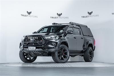 2023 Toyota Hilux - Thumbnail