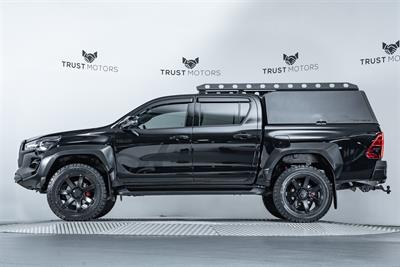 2023 Toyota Hilux - Thumbnail