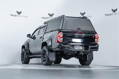 2023 Toyota Hilux - Thumbnail