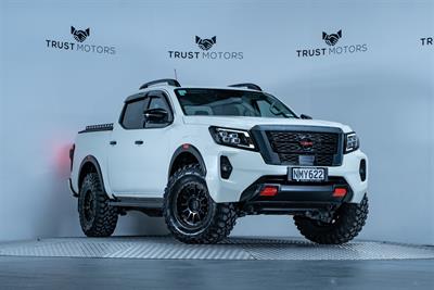 2021 Nissan Navara - Thumbnail