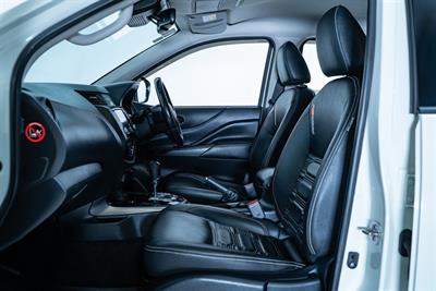 2021 Nissan Navara - Thumbnail