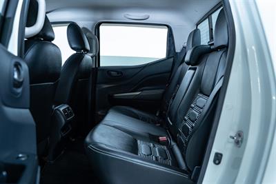 2021 Nissan Navara - Thumbnail